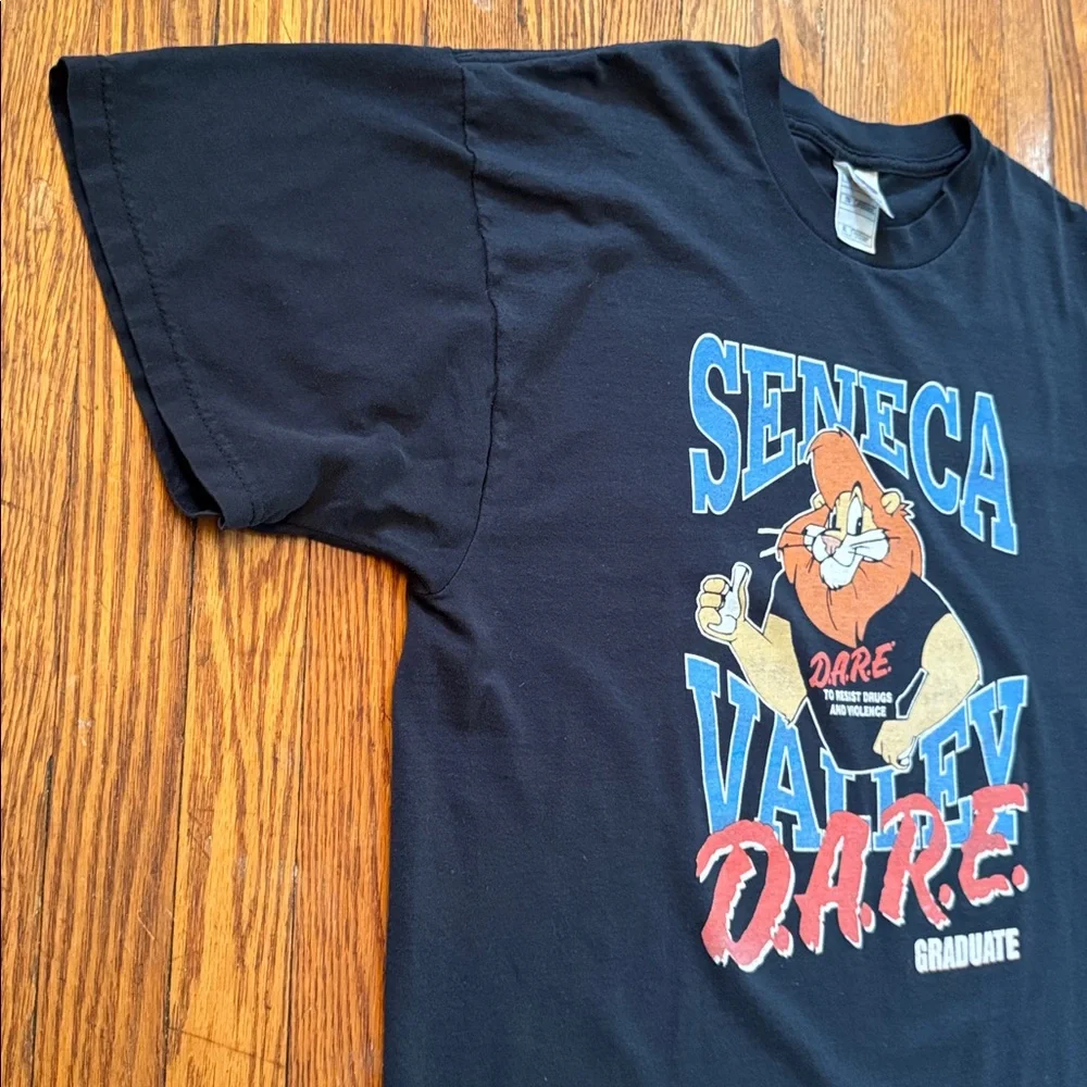 90’s D.A.R.E. To Resist Drugs And Violence Vintage T-Shirt - Picture 6 of 8